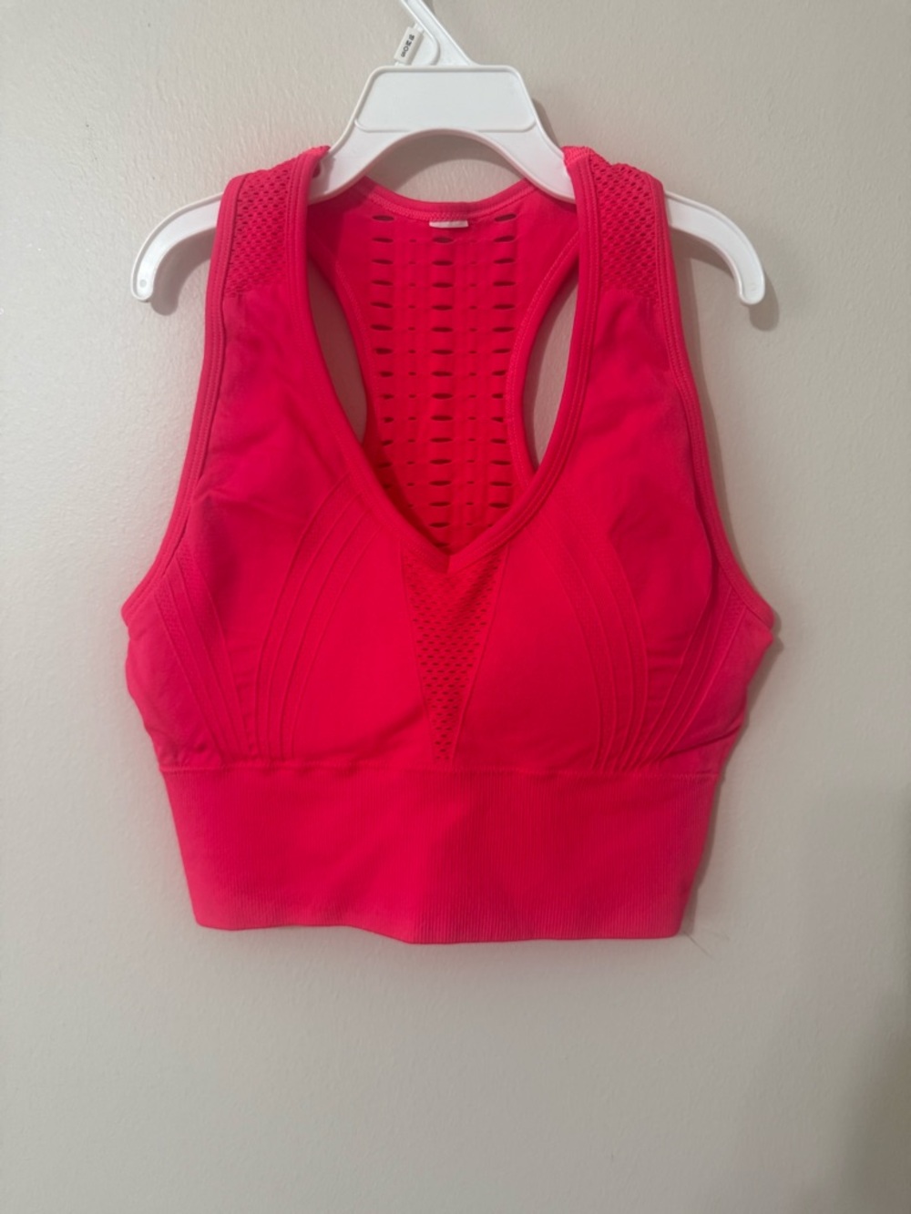 Seamless Racerback Sports Bra - Hot Pink, Women’s Size Small, perfect condition